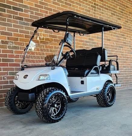 2025 Evolution Classic 4 Plus Golf Cart For Sale