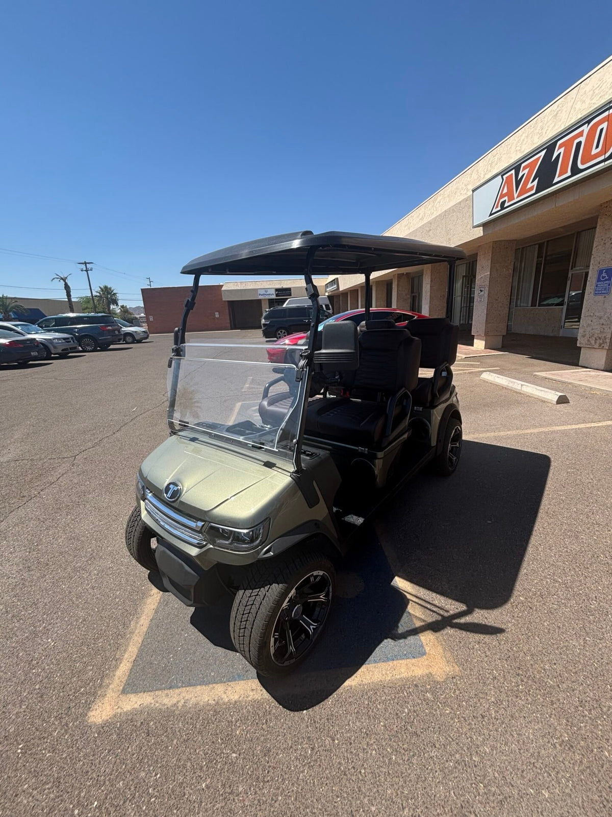 BRAND NEW 2026 TARA SUMMIT AIR 4 Golf Cart WITH GOLF BAG ATTACHMENT! For Sale